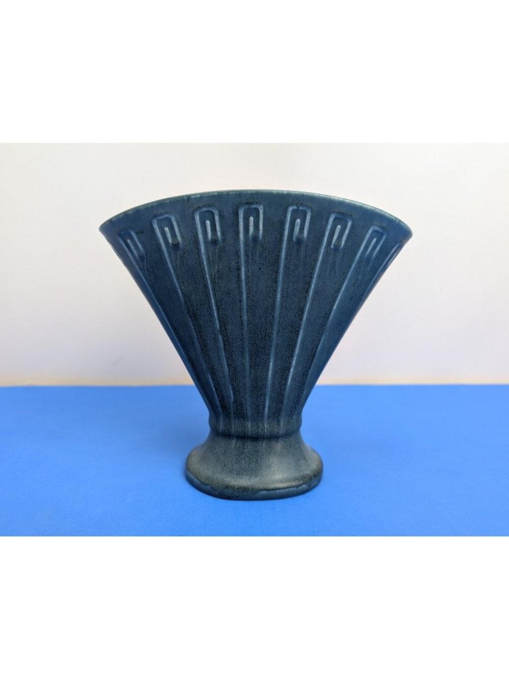 Rookwood 1928 Vintage Art Deco Pottery Matte Blue Fan Ceramic Vase 2937